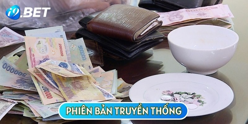 Xóc dĩa truyền thống là sự lựa chọn thú vị của những già làng tại Việt Nam